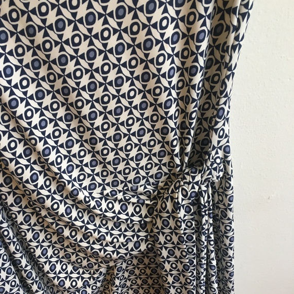 Max Studio Tie Dress - Picture 3 of 6